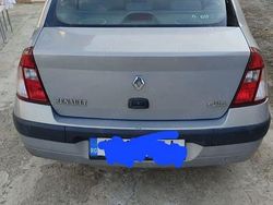 Gri Utilizat 2005 Renault Symbol Berlinǎ | 1.100 EUR (Super Preț)