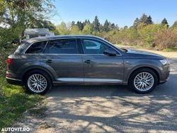 Gri Utilizat 2019 Audi Q7 S-Line SUV | 38.500 EUR (Preț bun)