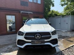 Alb Utilizat 2019 Mercedes GLE300 SUV | 49.999 EUR