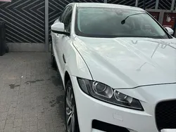 Alb Utilizat 2017 Jaguar F-Pace SUV | 16.500 EUR (Super Preț)