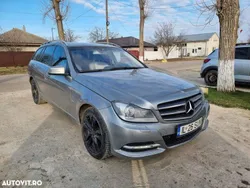 Gri Utilizat 2011 Mercedes C180 Avantgarde Edition Break | 3.200 EUR (Super Preț)