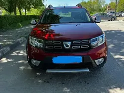 Rosu Utilizat 2020 Dacia Sandero Stepway Hatchback | 8.500 EUR (Super Preț)