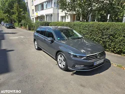 Gri Utilizat 2020 VW Passat Highline Break | 16.300 EUR (Preț OK)
