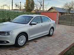 Gri Utilizat 2011 VW Jetta Comfortline Berlinǎ | 7.500 EUR (Puțin scump)