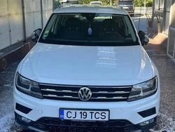 Culoarealb Utilizat 2018 VW Tiguan Allspace Life SUV | 19.500 EUR (Scump)