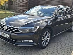 Culoaremaro Utilizat 2016 VW Passat Highline Break | 12.500 EUR (Preț bun)