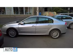 Gri Utilizat 2009 Renault Laguna III Hatchback | 6.799 EUR (Scump)