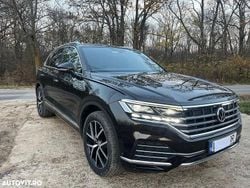 Negru Utilizat 2016 VW Touareg R-line SUV | 22.500 EUR (Super Preț)