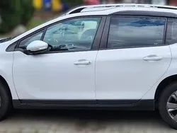 Culoarealb Utilizat 2017 Peugeot 2008 SUV | 9.900 EUR (Preț OK)