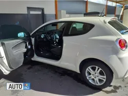 Alb Utilizat 2011 Alfa Romeo MiTo Hatchback | 4.900 EUR