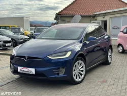 Culoarealbastru Utilizat 2020 Tesla Model X SUV | 45.990 EUR