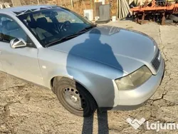 Utilizat 2001 Audi A6 | 2.300 EUR