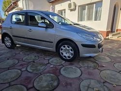 Utilizat 2008 Peugeot 307 Hatchback | 1.550 EUR
