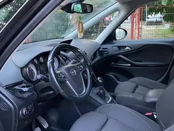 Utilizat 2011 Opel Zafira Monovolum | 6.900 EUR
