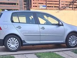Gri Utilizat 2008 VW Golf V Hatchback | 3.650 EUR (Puțin scump)