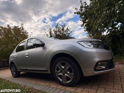 Culoareargint Utilizat 2018 Dacia Logan Prestige Berlinǎ | 8.750 EUR (Puțin scump)