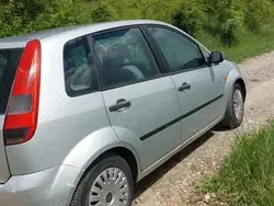 Utilizat 2003 Ford Fiesta Hatchback | 1.200 EUR (Preț OK)