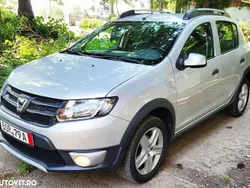 Gri Utilizat 2014 Dacia Sandero Stepway Hatchback | 5.990 EUR (Puțin scump)