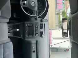 Negru Utilizat 2011 VW Touran Monovolum | 8.000 EUR (Preț OK)
