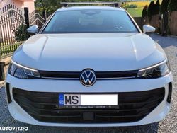 Culoarealb Utilizat 2025 VW Passat Break | 32.000 EUR