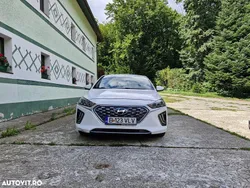 Culoarealb Utilizat 2019 Hyundai Ioniq Berlinǎ | 14.950 EUR (Preț bun)