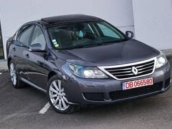 Gri Utilizat 2011 Renault Latitude Berlinǎ | 3.500 EUR