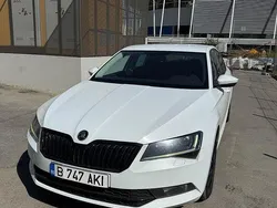 Culoarealb Utilizat 2018 Skoda Superb Ambition Berlinǎ | 14.000 EUR (Preț bun)