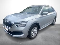 Gri mediu normal Utilizat 2023 Skoda Kamiq Style SUV | 17.880 EUR (Preț OK)