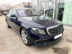 Culoarealbastru Utilizat 2019 Mercedes E450 Berlinǎ | 33.900 EUR (Super Preț)