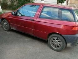 Utilizat 1995 Alfa Romeo 145 Hatchback | 1.000 EUR