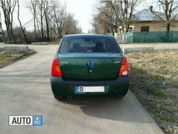 Verde Utilizat 2004 Dacia Logan Berlinǎ | 1.950 EUR (Preț OK)