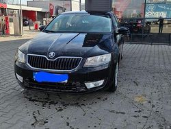 Negru Utilizat 2013 Skoda Octavia Classic Hatchback | 5.700 EUR (Puțin scump)
