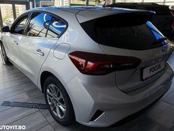 Culoareargint Nouă 2025 Ford Focus Titanium Hatchback | 24.199 EUR