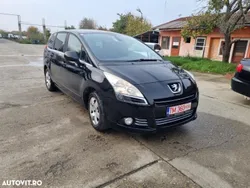 Negru Utilizat 2010 Peugeot 5008 Allure Monovolum | 3.250 EUR (Preț OK)