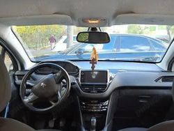 Utilizat 2013 Peugeot 208 Hatchback | 3.800 EUR (Preț OK)