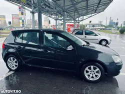 Negru Utilizat 2005 VW Golf IV Basis Break | 2.300 EUR (Preț OK)