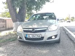 Gri Utilizat 2007 Opel Astra Monovolum | 1.800 EUR (Preț OK)