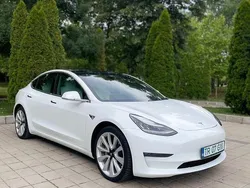 Alb Utilizat 2019 Tesla Model 3 Berlinǎ | 17.500 EUR (Scump)