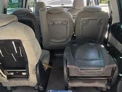 Culoaregri Utilizat 2009 Peugeot 807 Family Monovolum | 2.150 EUR