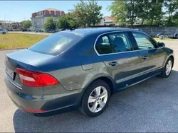 Gri Utilizat 2015 Skoda Superb Berlinǎ | 12.900 EUR