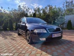 Culoarenegru Utilizat 2006 Skoda Octavia Break | 2.870 EUR (Preț OK)