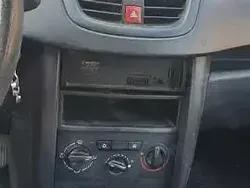 Utilizat 2008 Peugeot 207 Berlinǎ | 2.000 EUR (Preț OK)
