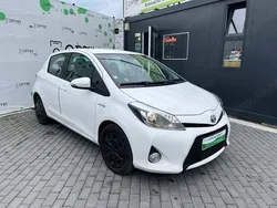 Utilizat 2014 Toyota Yaris Hybrid Hatchback | 8.500 EUR