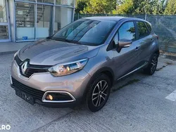 Gri Utilizat 2015 Renault Captur Dynamique SUV | 6.690 EUR (Super Preț)