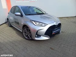 Gri Utilizat 2024 Toyota Yaris Hybrid | 25.600 EUR