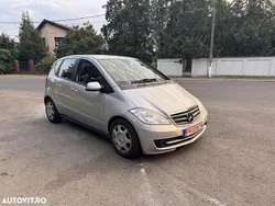 Argint Utilizat 2008 Mercedes A180 Hatchback | 3.499 EUR (Preț bun)