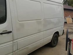 Utilizat 2004 Mercedes Sprinter Van | 3.500 EUR