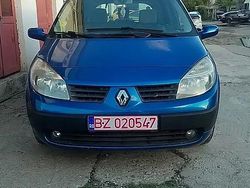 Albastru Utilizat 2006 Renault Scénic II Monovolum | 2.400 EUR