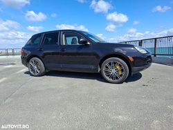 Culoarenegru Utilizat 2005 Porsche Cayenne S SUV | 10.500 EUR