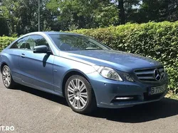 Albastru Utilizat 2011 Mercedes E200 Coupe | 14.950 EUR (Scump)